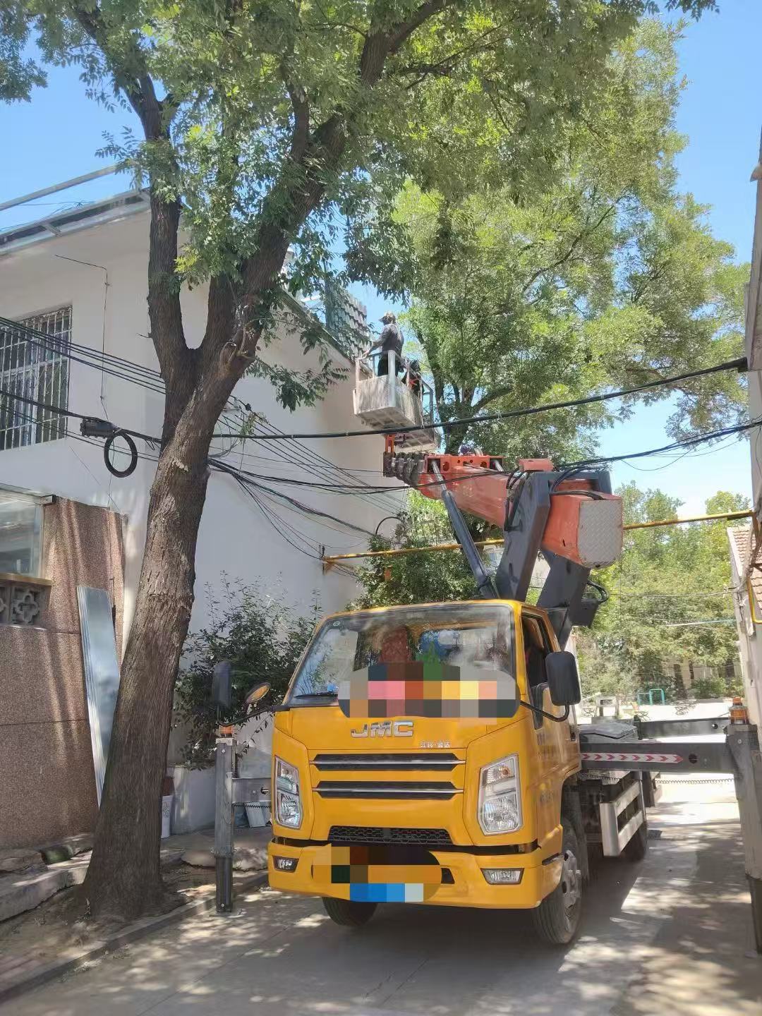 盂县高空作业车能吊装重物吗？最大承载多少公斤？