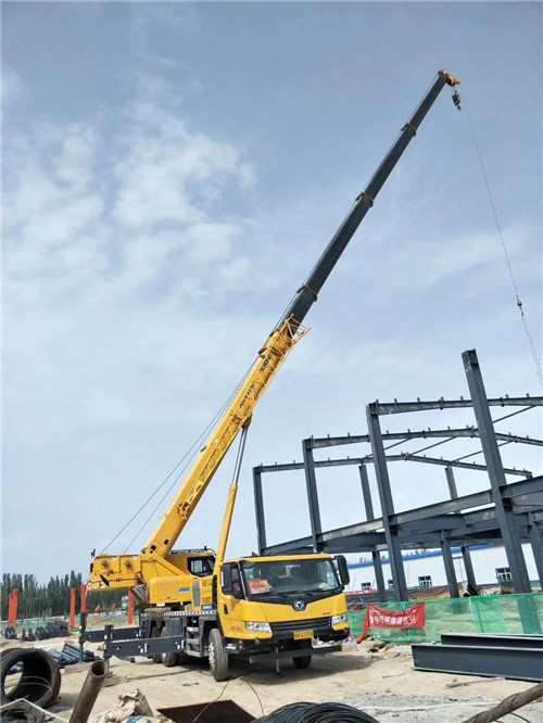 盂县超高层建筑钢结构吊装案例